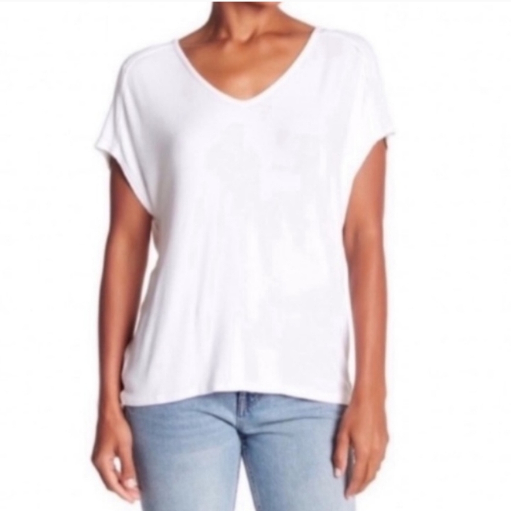 🆕 Michael Stars Relaxed White Blouse. NWOT